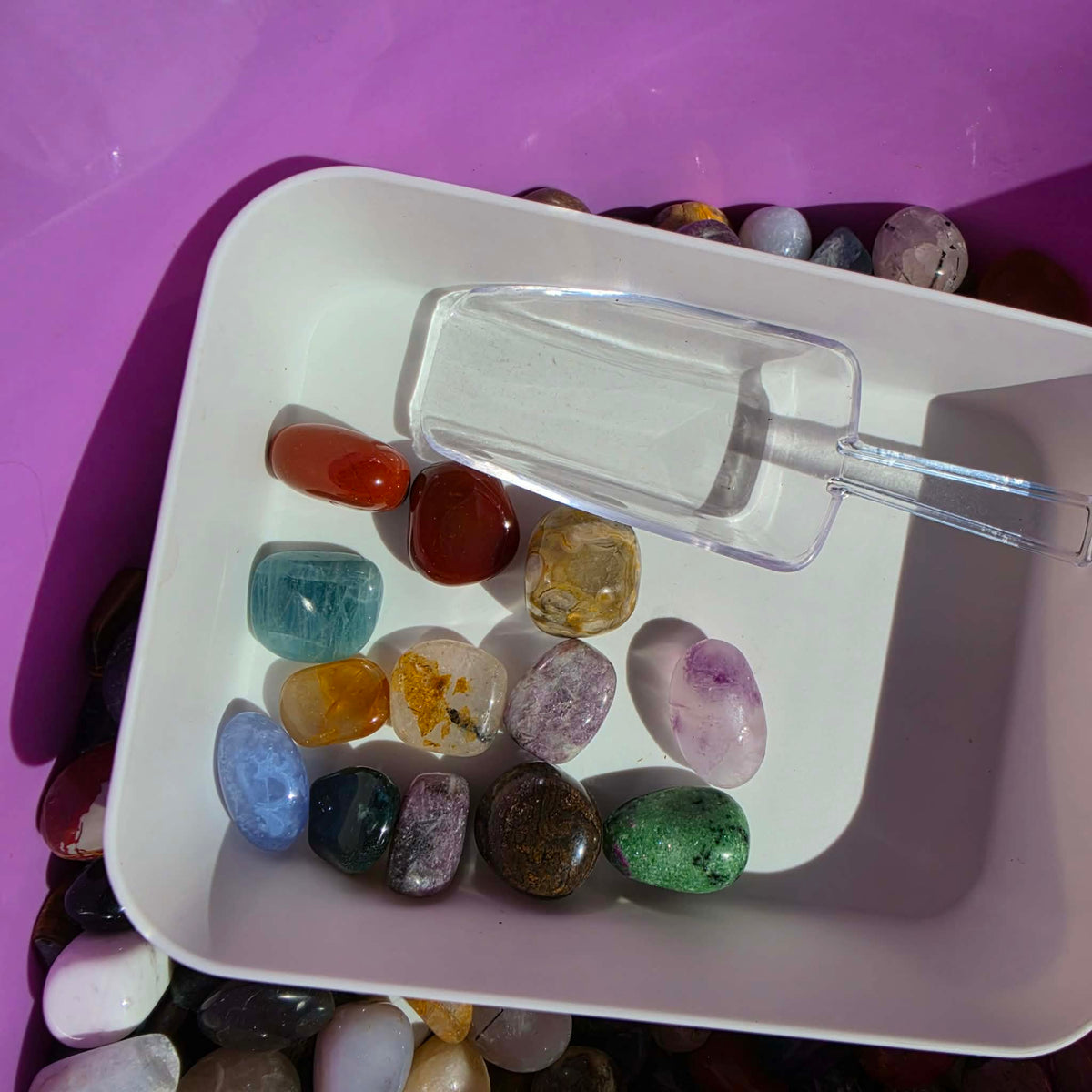 CRYSTAL TUMBLE SCOOP  60-85% OFF