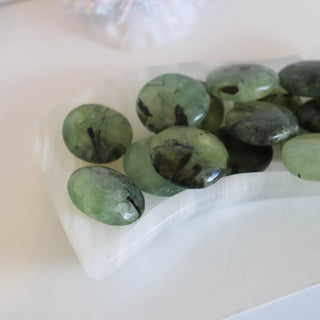 Mini Prehnite Palms 10-20mm