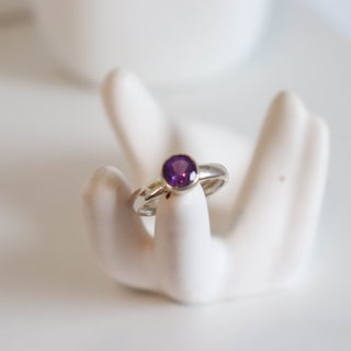 Amethyst Faceted Circle Ring Size 5