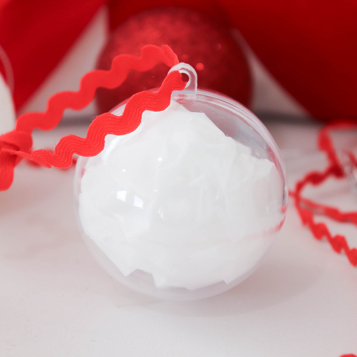 Mystery Crystal Bauble with crystal inside